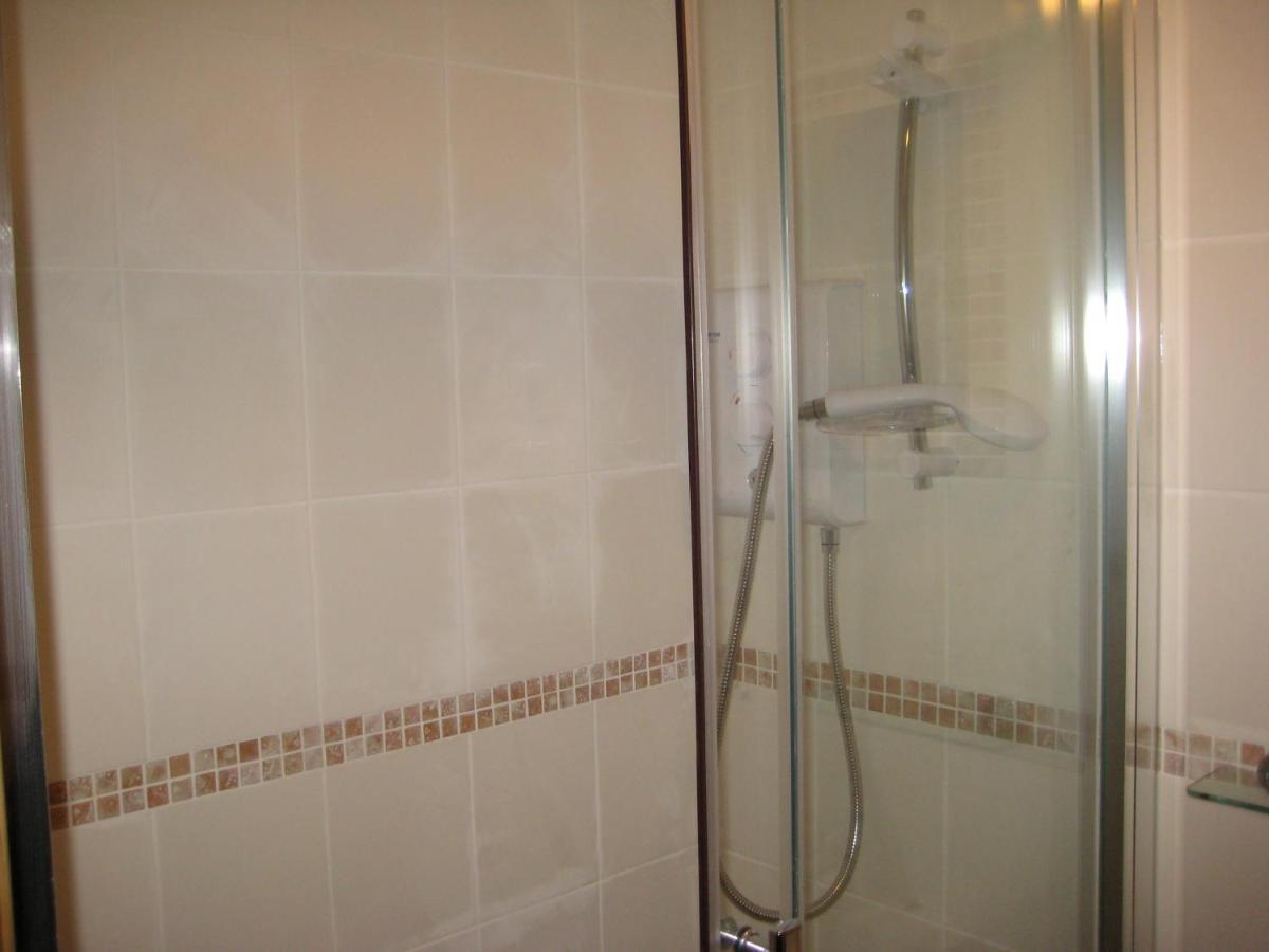 Tanglewood Gatwick Couette-café Crawley (West Sussex)
