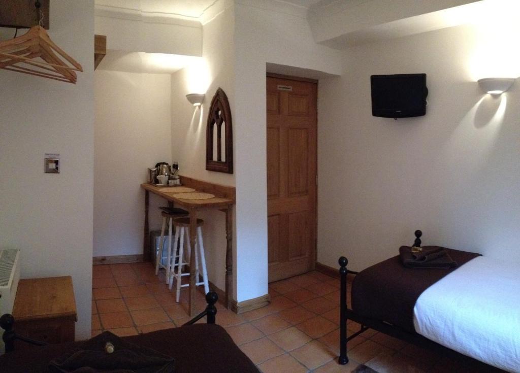 Couette-café Tanglewood Gatwick 4*